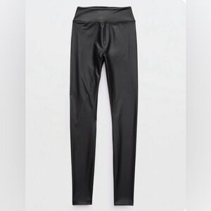 Aerie Real Luxe Faux Leather Leggings Women’s Size L | Sleek Night Out & Street